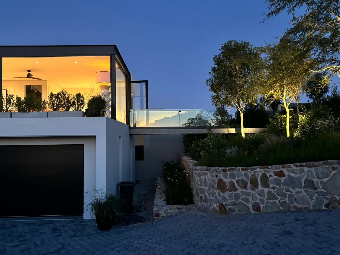 Architect, Eddie da Silva designs and manages top quality building projects in the Garden Route